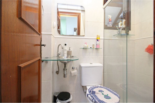 Imagem Imóvel com 3 Quartos à Venda, em Teresópolis - Porto Alegre Imagem Imóvel com 3 Quartos à Venda, em Teresópolis - Porto Alegre