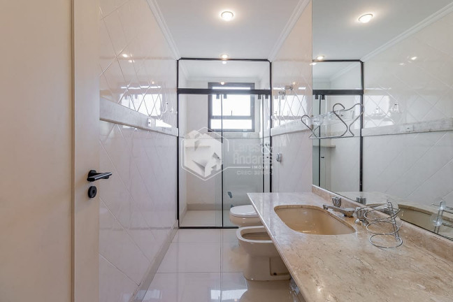 Imagem Imóvel com 4 Quartos à Venda, 417 m² em Higienópolis - São Paulo Imagem Imóvel com 4 Quartos à Venda, 417 m² em Higienópolis - São Paulo