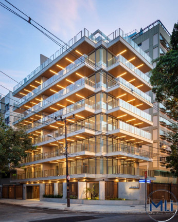 Imagem Imóvel com 3 Quartos à Venda, 129 m² em Lagoa - Rio De Janeiro Imagem Imóvel com 3 Quartos à Venda, 129 m² em Lagoa - Rio De Janeiro