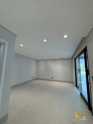 Imagem Casa de Condomínio com 4 Quartos à Venda, 368 m² em Petrópolis - Várzea Grande Imagem Casa de Condomínio com 4 Quartos à Venda, 368 m² em Petrópolis - Várzea Grande