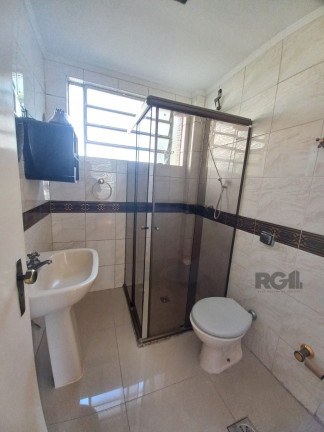 Imagem Apartamento com 2 Quartos para Alugar, 72 m² em Petrópolis - Porto Alegre