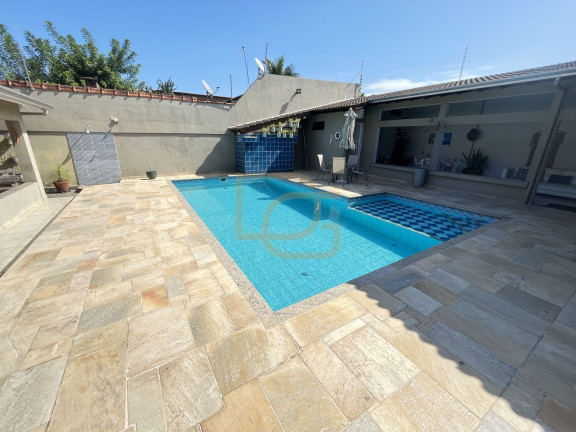 Imagem Sobrado com 6 Quartos à Venda, 223 m² em Jardim Virgínia - Guarujá