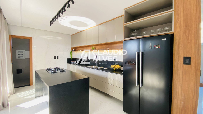 Imagem Casa de Condomínio com 4 Quartos à Venda, 285 m² em Sim - Feira De Santana