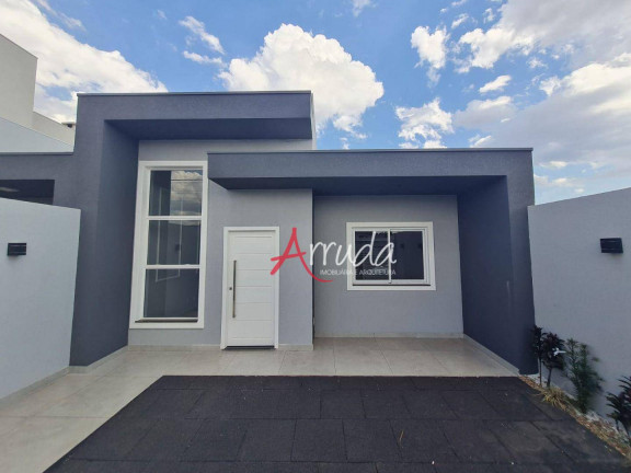 Casa com 3 Quartos à Venda, 90 m² em Tropical Iii - Cascavel