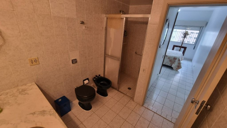 Imagem Apartamento com 3 Quartos à Venda, 130 m² em Pitangueiras - Guarujá Imagem Apartamento com 3 Quartos à Venda, 130 m² em Pitangueiras - Guarujá