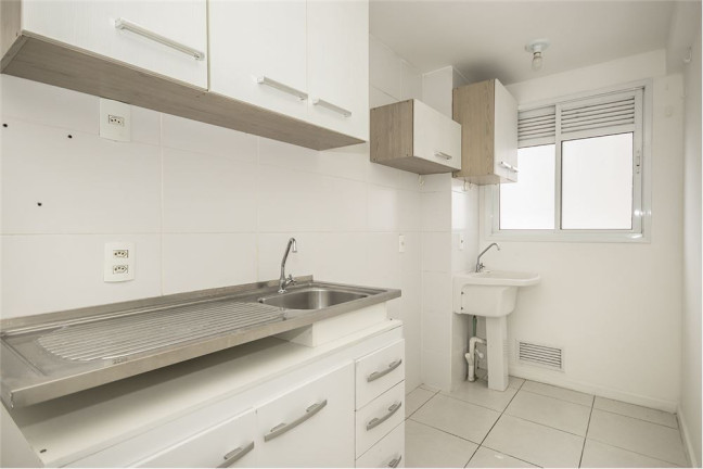 Imagem Imóvel com 2 Quartos à Venda,  em Partenon - Porto Alegre