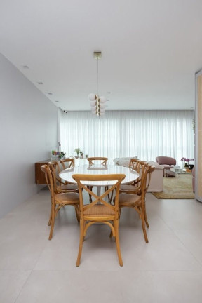 Imagem Apartamento com 3 Quartos à Venda, 120 m² em Centro - Balneário Camboriú