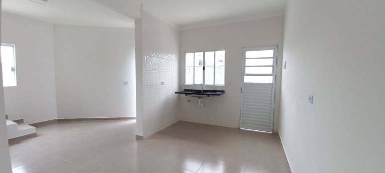 Imagem Sobrado com 2 Quartos à Venda, em Jardim Rubi - Sorocaba Imagem Sobrado com 2 Quartos à Venda, em Jardim Rubi - Sorocaba