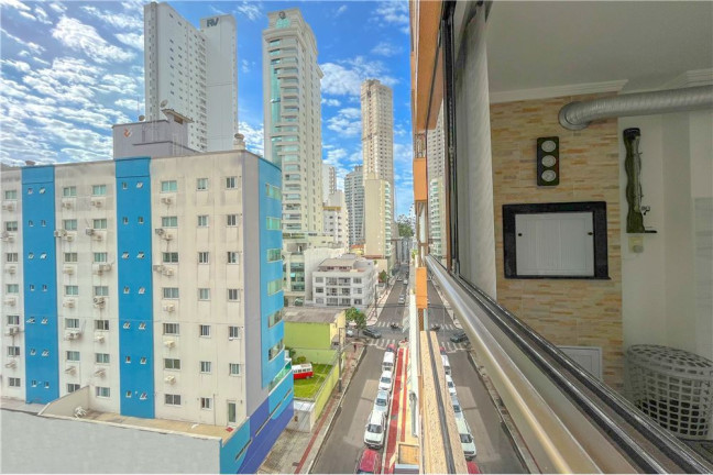 Imagem Imóvel com 2 Quartos à Venda,  em Pioneiros - Balneário Camboriú