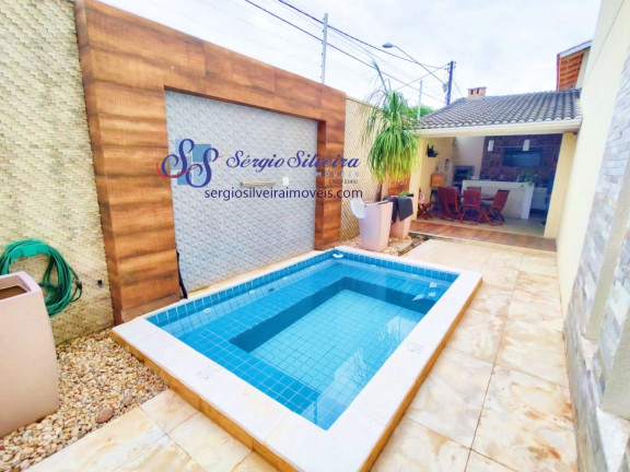 Imagem Casa com 3 Quartos à Venda, 330 m² em Sapiranga - Fortaleza