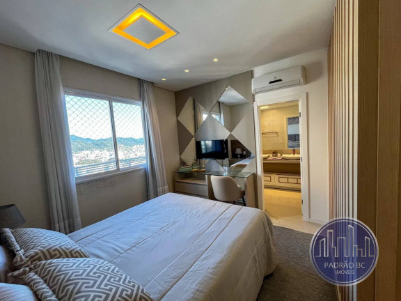 Imagem Apartamento com 3 Quartos à Venda, 137 m² em Centro - Balneário Camboriú