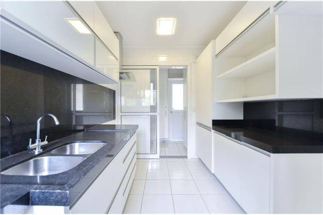 Imagem Casa com 3 Quartos à Venda,  em Morumbi - São Paulo
