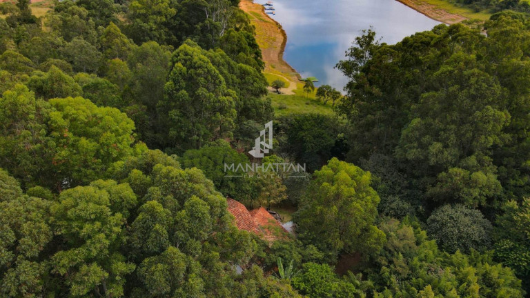 Imagem Sobrado com 3 Quartos à Venda, 300 m² em Serrinha - Bragança Paulista Imagem Sobrado com 3 Quartos à Venda, 300 m² em Serrinha - Bragança Paulista