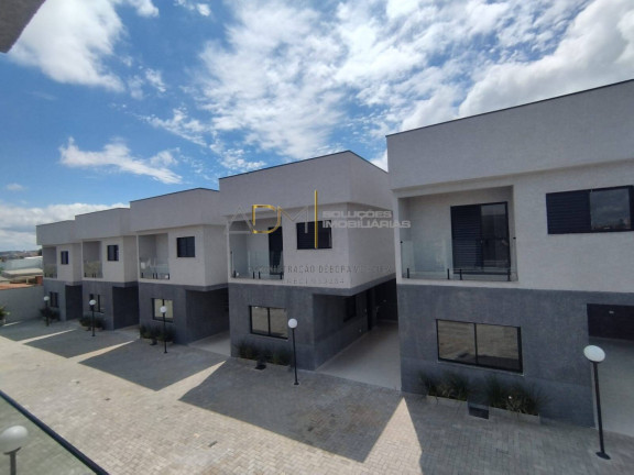 Imagem Casa com 2 Quartos à Venda,  em Jardim Ypyranga - Botucatu