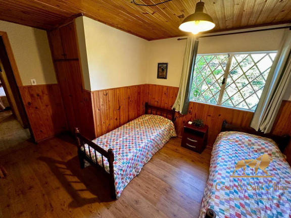 Imagem Casa de Condomínio com 4 Quartos à Venda, 1.350 m² em Vale Encantado - Campos Do Jordão