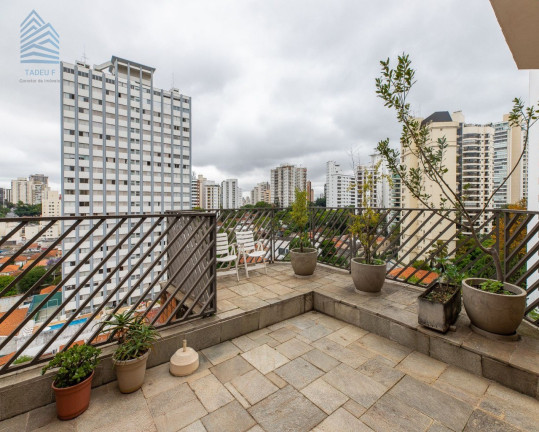 Imagem Imóvel com 4 Quartos à Venda, 345 m² em Campo Belo - São Paulo