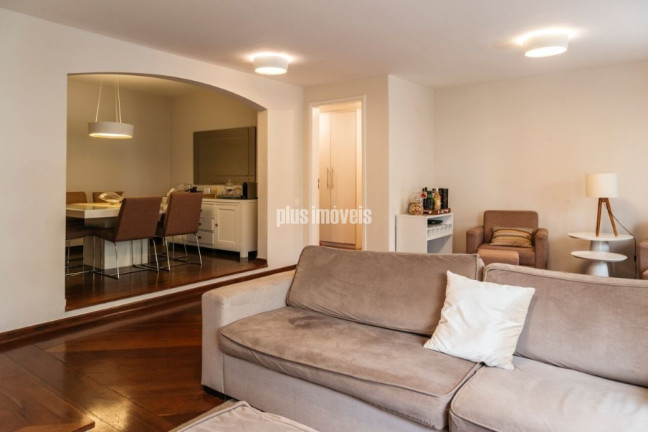 Apartamento com 4 Quartos à Venda, 180 m² em Moema - São Paulo