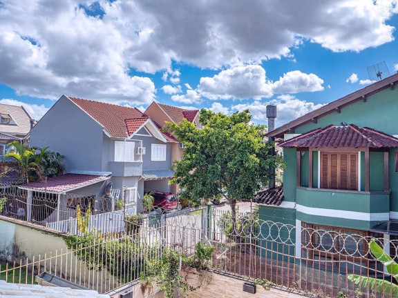 Imagem Casa com 3 Quartos à Venda,  em Sarandi - Porto Alegre