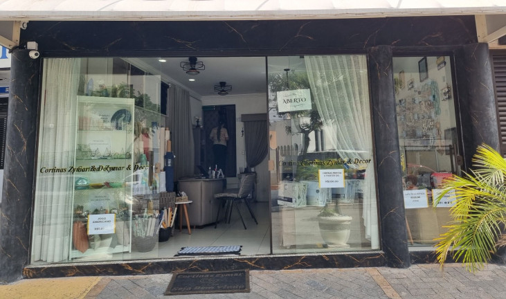 Loja à Venda, 33 m² em Pitangueiras - Guarujá