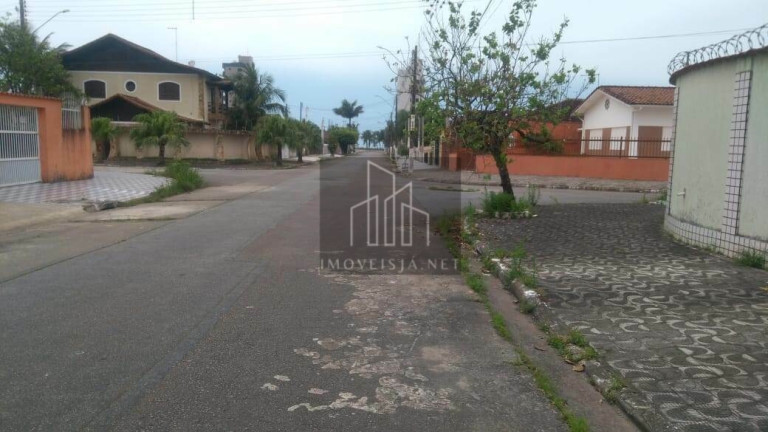 Imagem Casa com 4 Quartos à Venda, 132 m² em Jardim Imperador - Praia Grande