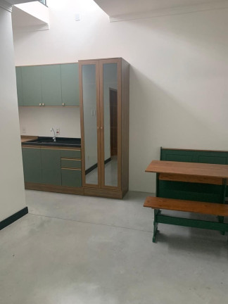 Imagem Casa de Vila com 2 Quartos para Alugar, 150 m² em Centro - Pindamonhangaba
