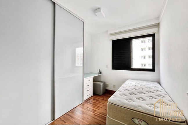 Imagem Apartamento com 2 Quartos à Venda, 61 m² em Aclimação - São Paulo