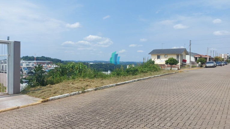 Imagem Terreno à Venda, 288 m² em Ouro Verde - Bento Gonçalves Imagem Terreno à Venda, 288 m² em Ouro Verde - Bento Gonçalves