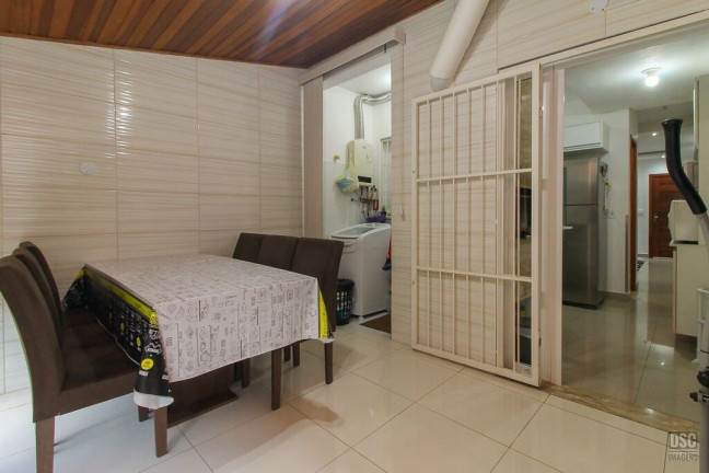Imagem Casa de Condomínio com 3 Quartos à Venda, 132 m² em Hípica - Porto Alegre