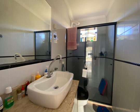 Imagem Casa com 4 Quartos à Venda, em Buraquinho - Lauro De Freitas Imagem Casa com 4 Quartos à Venda, em Buraquinho - Lauro De Freitas