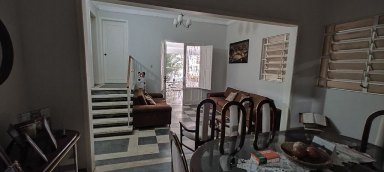 Imagem Casa com 4 Quartos à Venda, 225 m² em Casa Amarela - Recife