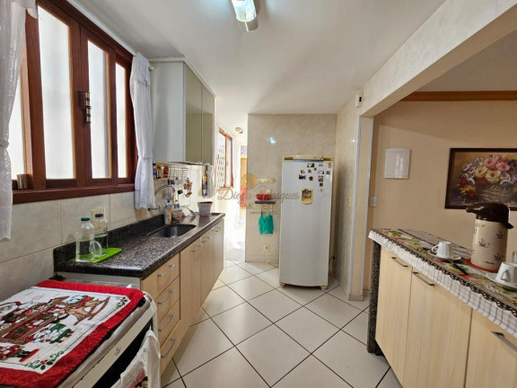 Imagem Casa com 2 Quartos à Venda, 75 m² em Vila Muqui - Teresópolis Imagem Casa com 2 Quartos à Venda, 75 m² em Vila Muqui - Teresópolis