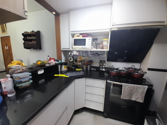 Imagem Apartamento com 2 Quartos à Venda, 43 m² em Várzea - Teresópolis