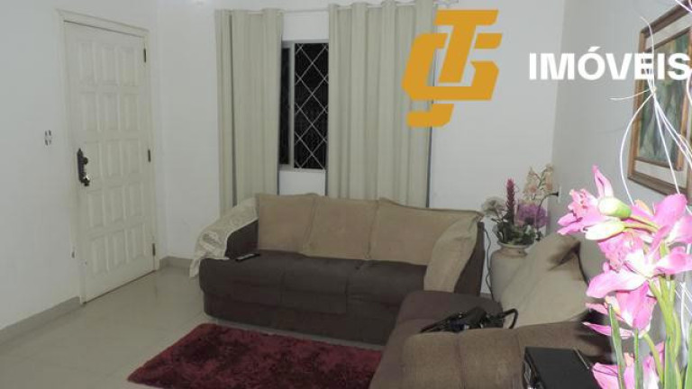 Imagem Casa com 3 Quartos à Venda, 312 m² em Tabuleiro - Camboriú