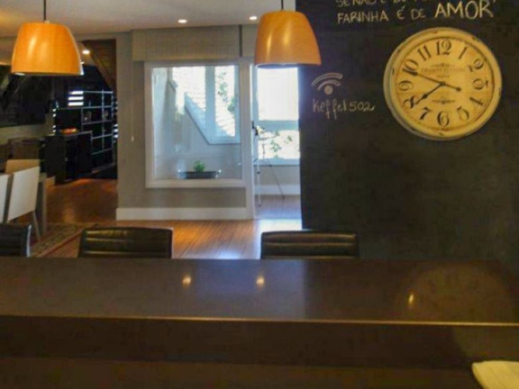 Imagem Cobertura com 4 Quartos à Venda, 196 m² em Centro - Gramado