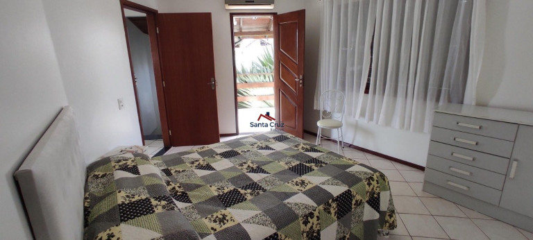 Imagem Sobrado com 3 Quartos à Venda, 387 m² em Ingleses Do Rio Vermelho - Florianópolis Imagem Sobrado com 3 Quartos à Venda, 387 m² em Ingleses Do Rio Vermelho - Florianópolis
