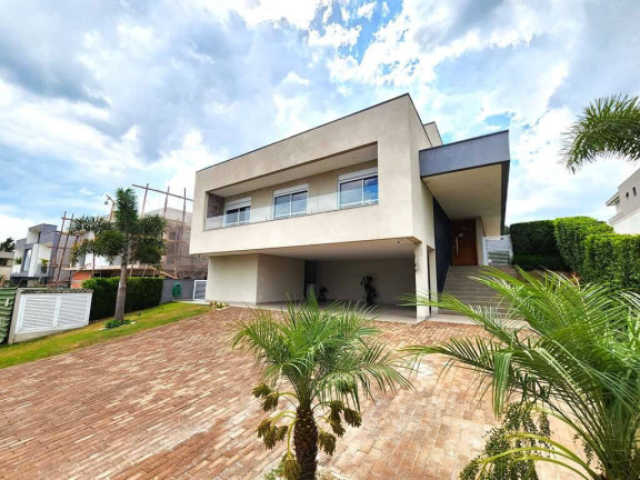 Casa com 3 Quartos à Venda, 303 m² em Golf Village - Carapicuíba
