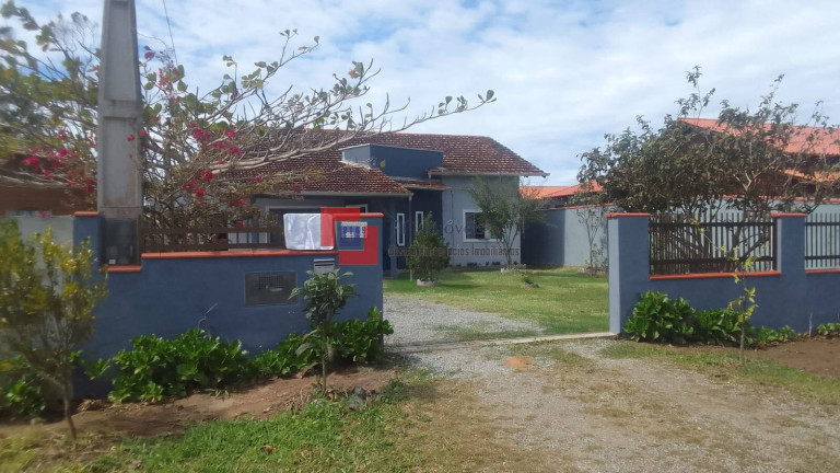 Imagem Casa com 2 Quartos à Venda, 130 m² em São Francisco Do Sul