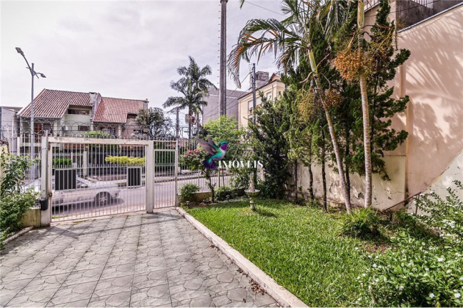 Imagem Casa com 2 Quartos à Venda, 149 m² em Passo Da Areia - Porto Alegre