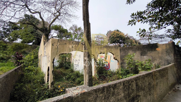 Imagem Terreno à Venda, 600 m² em Centro - São José Imagem Terreno à Venda, 600 m² em Centro - São José