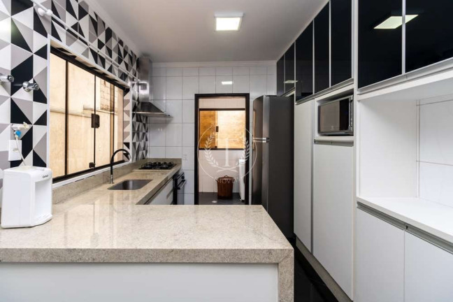 Imagem Casa com 3 Quartos à Venda, 221 m² em Vila Ivg - São Paulo