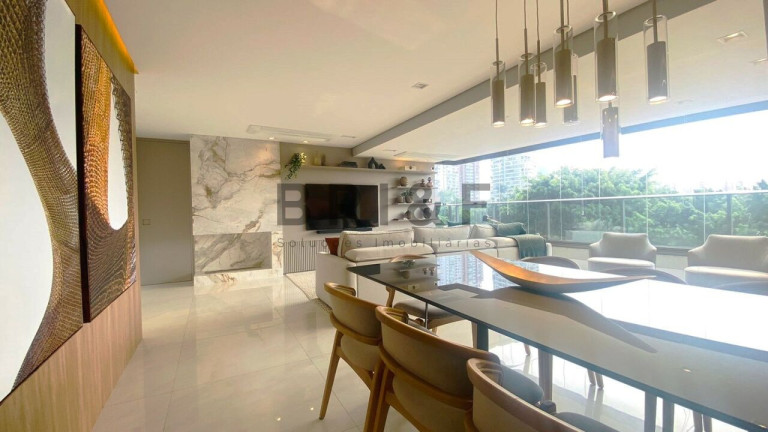 Apartamento com 2 Quartos à Venda, 131 m² em Brooklin - São Paulo
