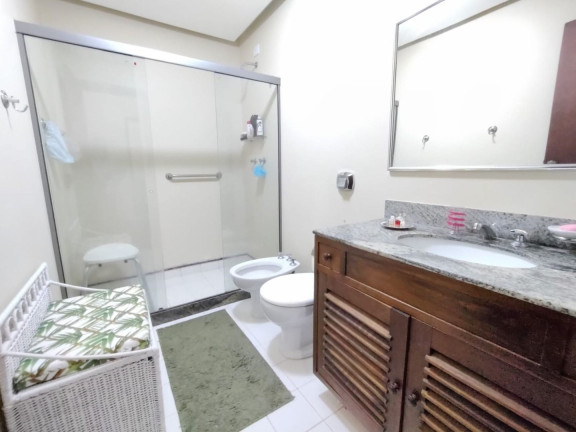 Imagem Imóvel com 3 Quartos à Venda, 164 m² em Tijuca - Teresópolis