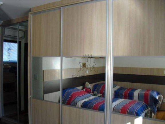 Imagem Casa com 3 Quartos à Venda, 270 m² em Jardim Sumaré - Londrina
