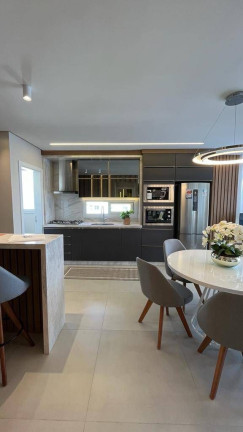 Imagem Apartamento com 2 Quartos à Venda, 76 m² em Centro - Tramandaí