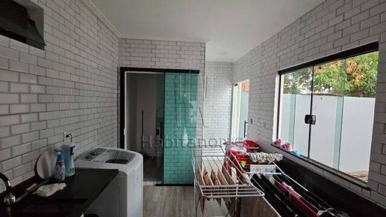 Imagem Casa com 3 Quartos para Alugar,  em Planalto - Manaus