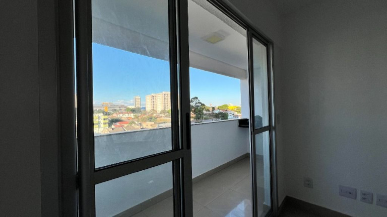 Imagem Apartamento com 3 Quartos à Venda, 74 m² em Vila Rosa - Goiânia