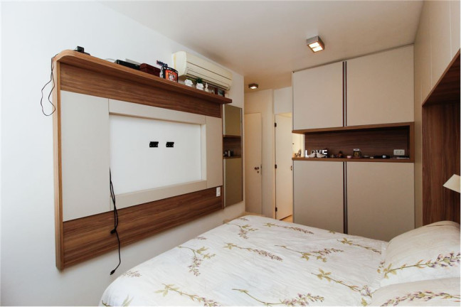 Imagem Apartamento com 4 Quartos à Venda, 138 m² em Aclimação - São Paulo