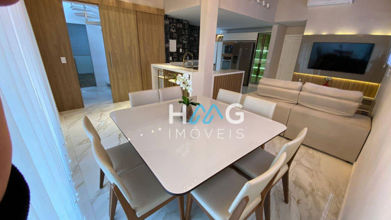 Apartamento com 6 Quartos à Venda, 450 m² em Meia Praia - Itapema