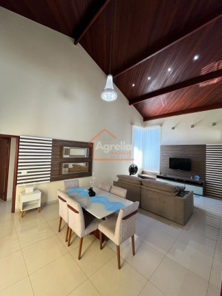 Imagem Casa com 3 Quartos à Venda, 310 m² em Santa Cruz - Mogi Guaçu Imagem Casa com 3 Quartos à Venda, 310 m² em Santa Cruz - Mogi Guaçu