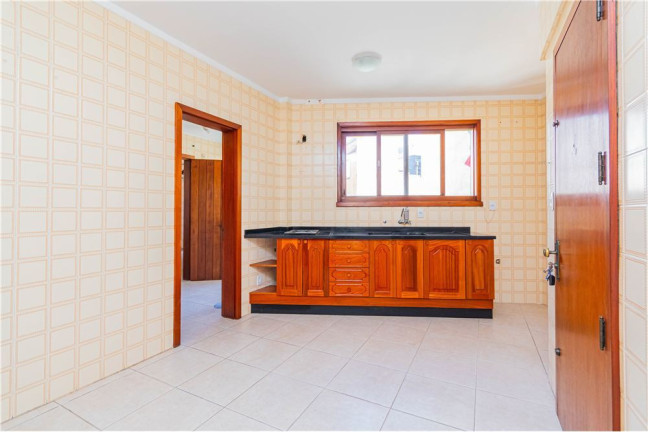 Imagem Imóvel com 2 Quartos à Venda, em Auxiliadora - Porto Alegre Imagem Imóvel com 2 Quartos à Venda, em Auxiliadora - Porto Alegre